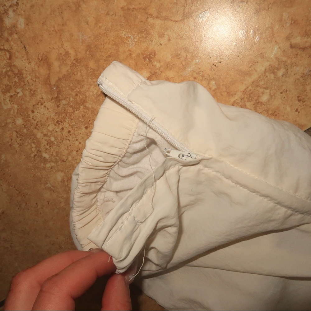 White Men’s or Women’s Ski/Snow/ Jogger Pants - Picture 8 of 9